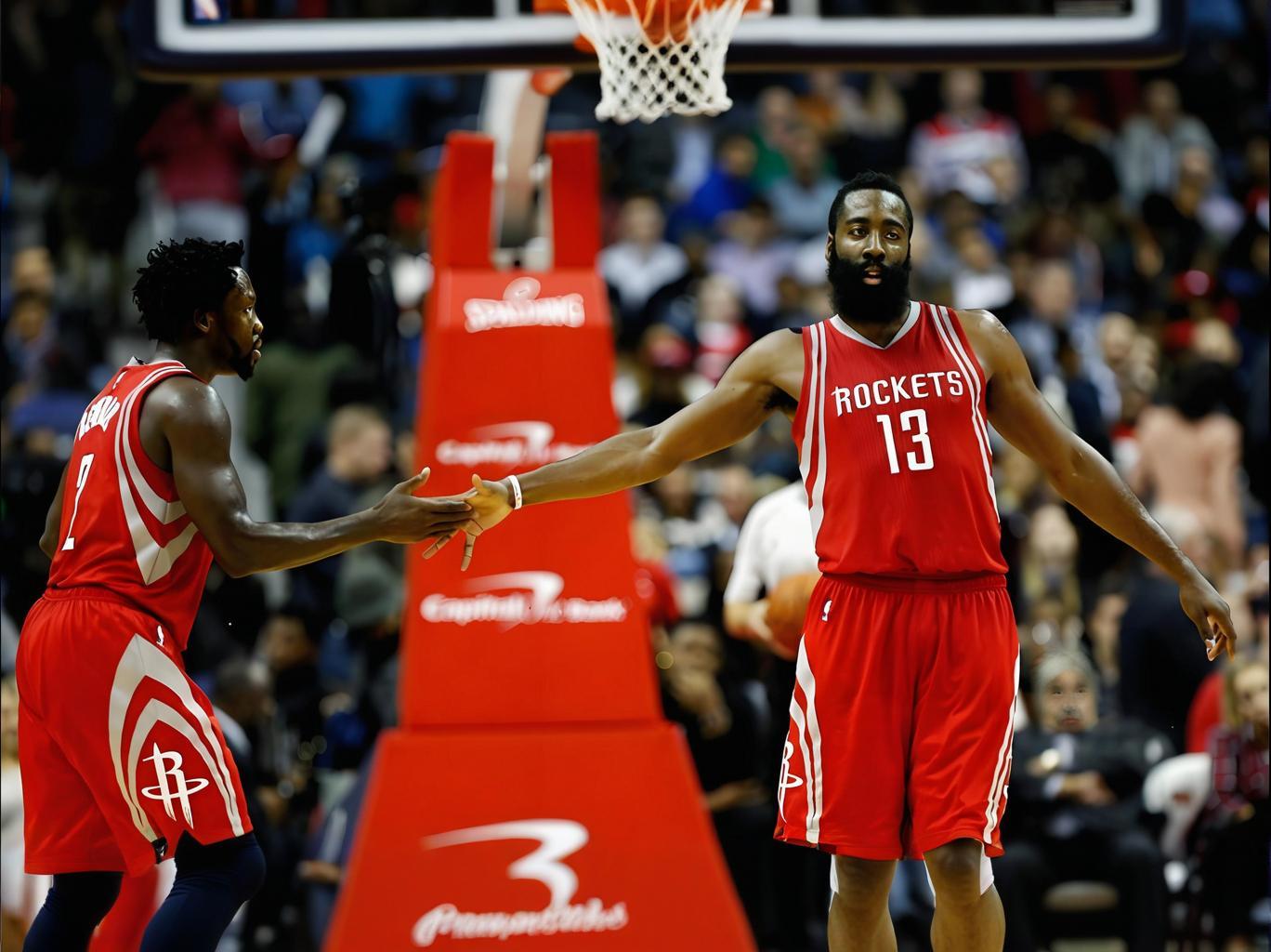 PG-包含哈登连续二十场比赛得分超过挺进下一轮，巴塞罗那挑战极限！的词条