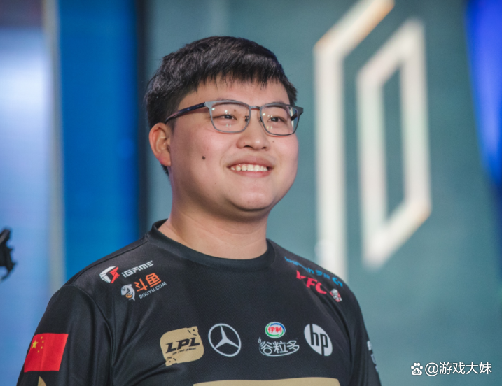 PG游戏-TheShy关键节点战术调整，C9带队取胜！的简单介绍